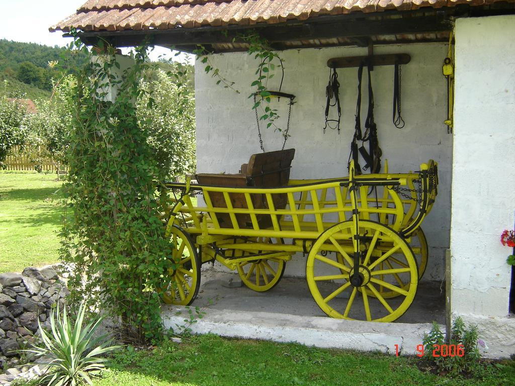 Country House Stara Kapela Nova Kapela ภายนอก รูปภาพ